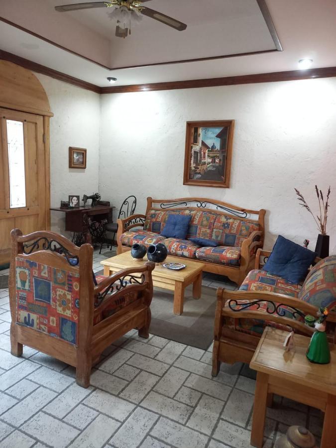 Home Stay Maria Hidalgo del Parral Esterno foto