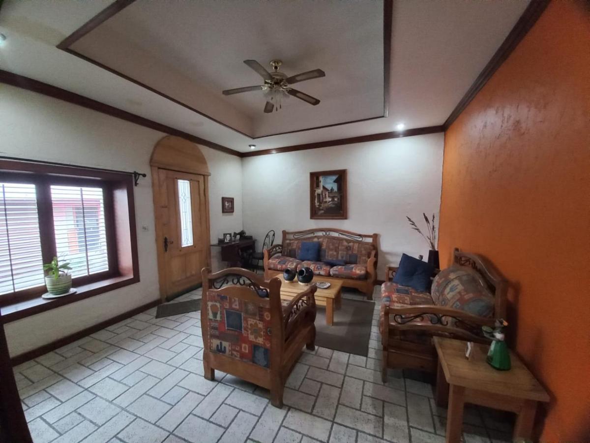 Home Stay Maria Hidalgo del Parral Esterno foto